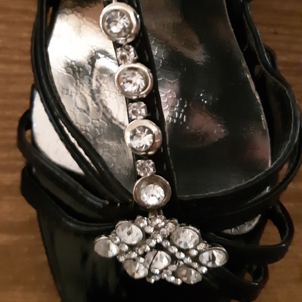 Womens shoes